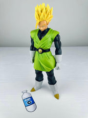 Capsule.pt - Figura Dragon Ball - Gohan Super Saiyan 2 (Saiyaman) - 26 cm