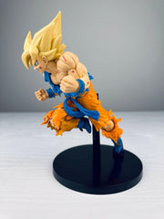 Capsule.pt - Figura Dragon Ball - Goku Super Saiyan - 21 cm