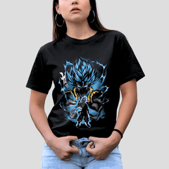 Capsule.pt - T-shirt Dragon Ball "Shadow Warriors" - Gogeta Blue