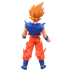 Capsule.pt - Figura Dragon Ball - Goku Super Saiyan - 19 cm
