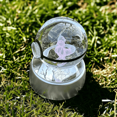 Capsule.pt - Pokébola de Cristal Mewtwo com Base LED