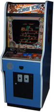 Máquina de arcade original de Donkey Kong, o jogo que faz 45 anos