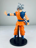 Figura Dragon Ball - Goku Ultra Instinto - 25 cm