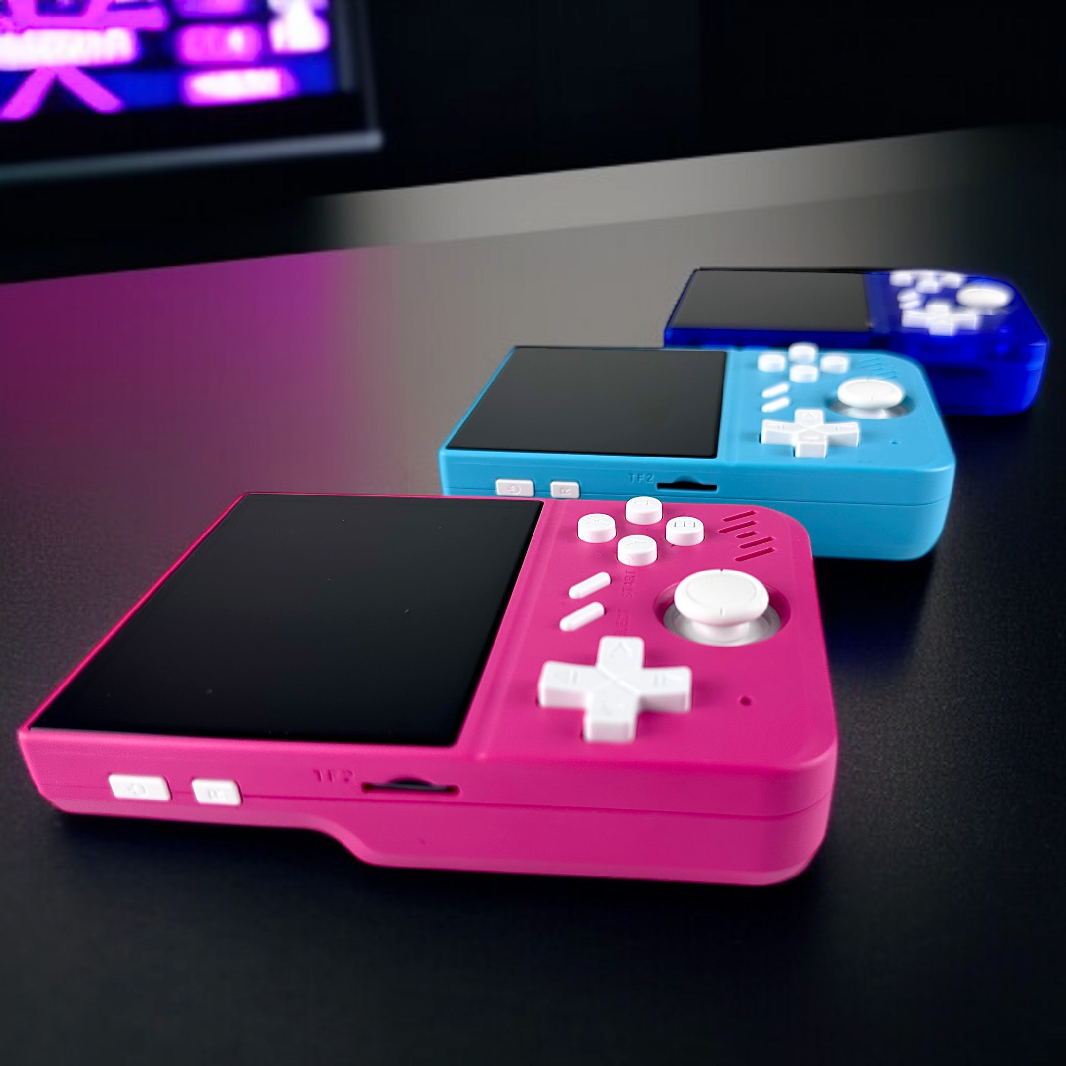 Consola Portátil RetroCapsule™ Pro Plus - 18.000 Jogos