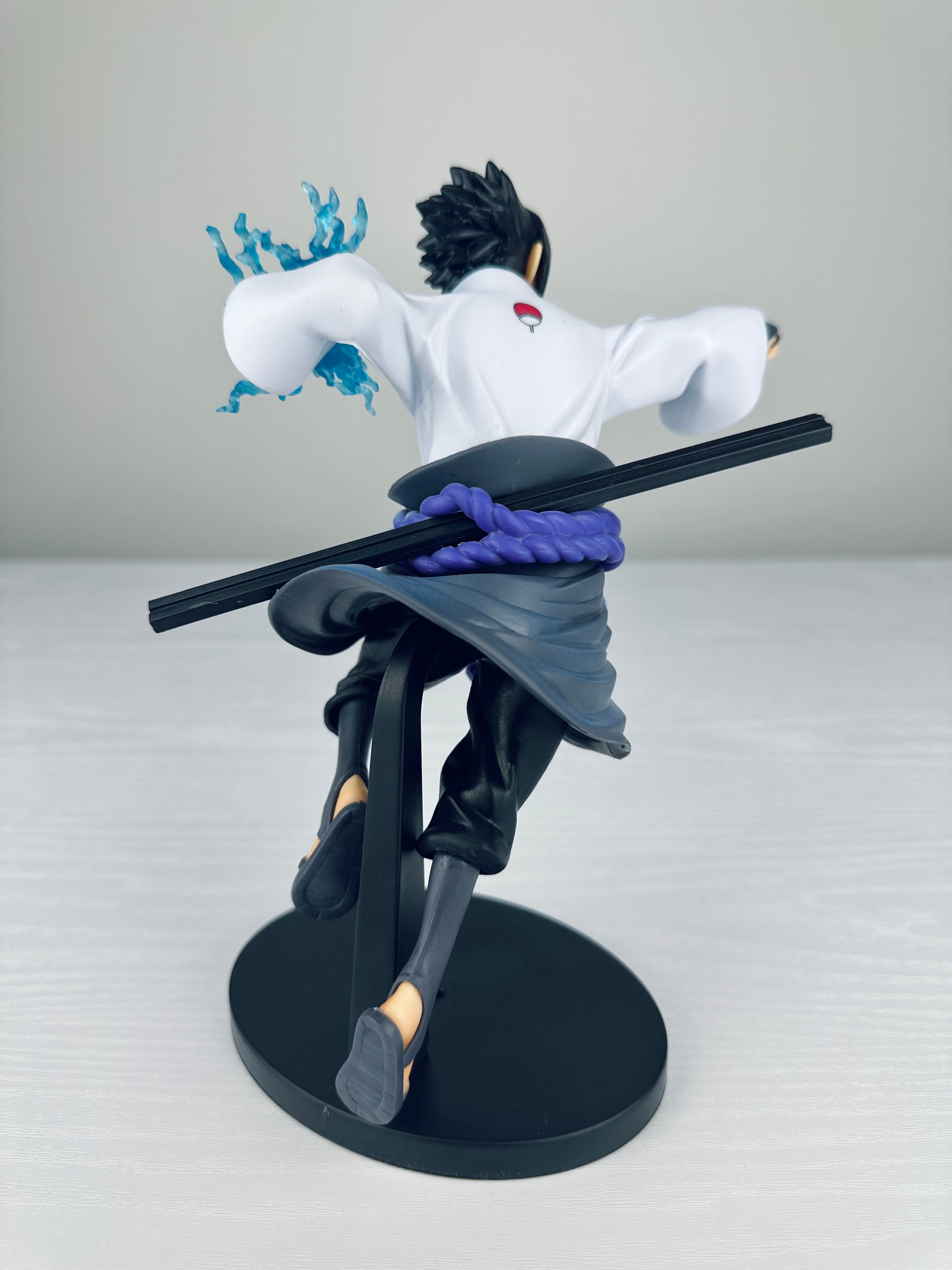 Figura Naruto - Sasuke Uchiha - 22 cm