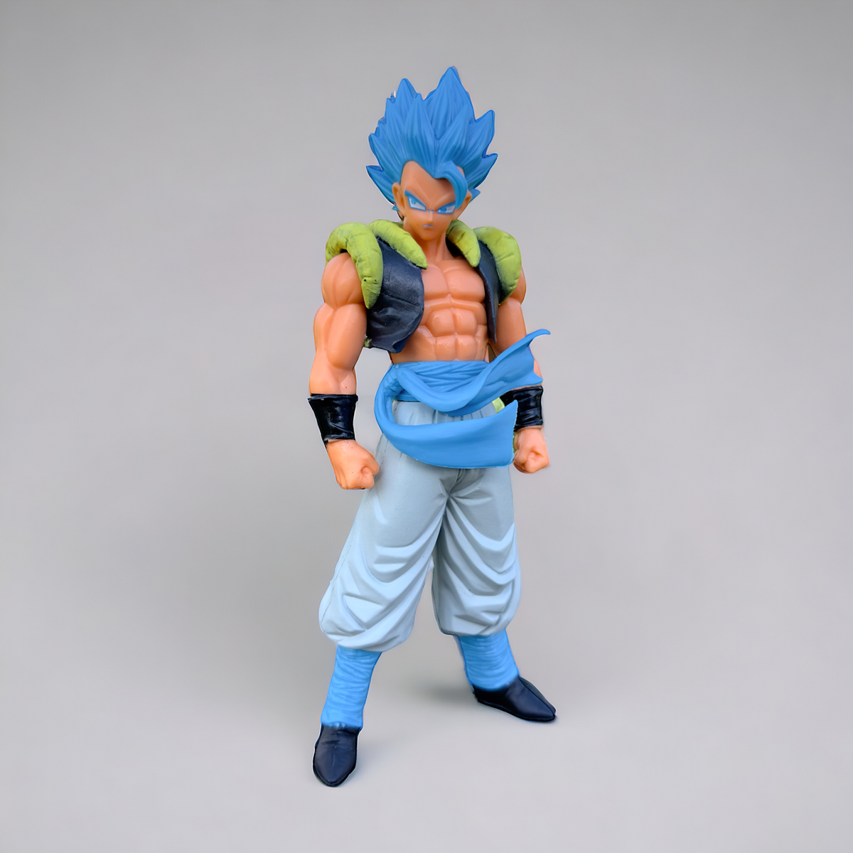Figura Dragon Ball - Gogeta Super Saiyan Azul - 18 cm
