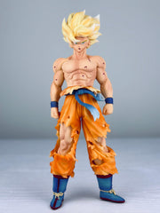 Figura Dragon Ball - Goku Super Saiyan - 28 cm - Capsule.pt