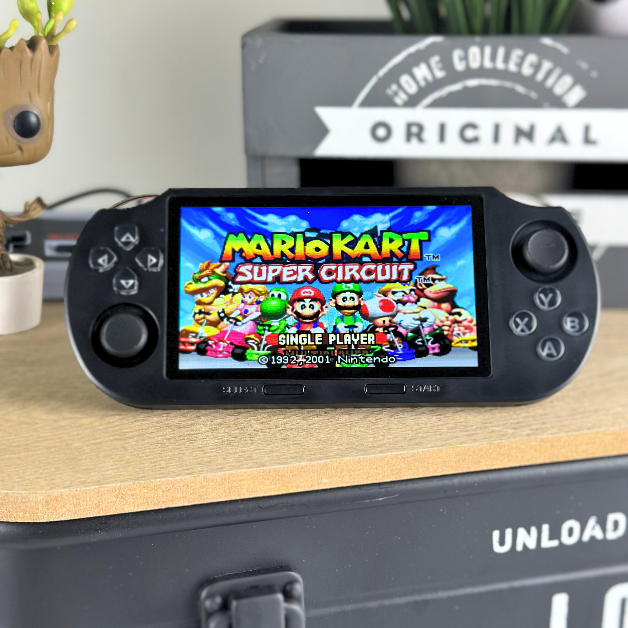 Consola Portátil RetroCapsule™ GameCore - 20.000 Jogos