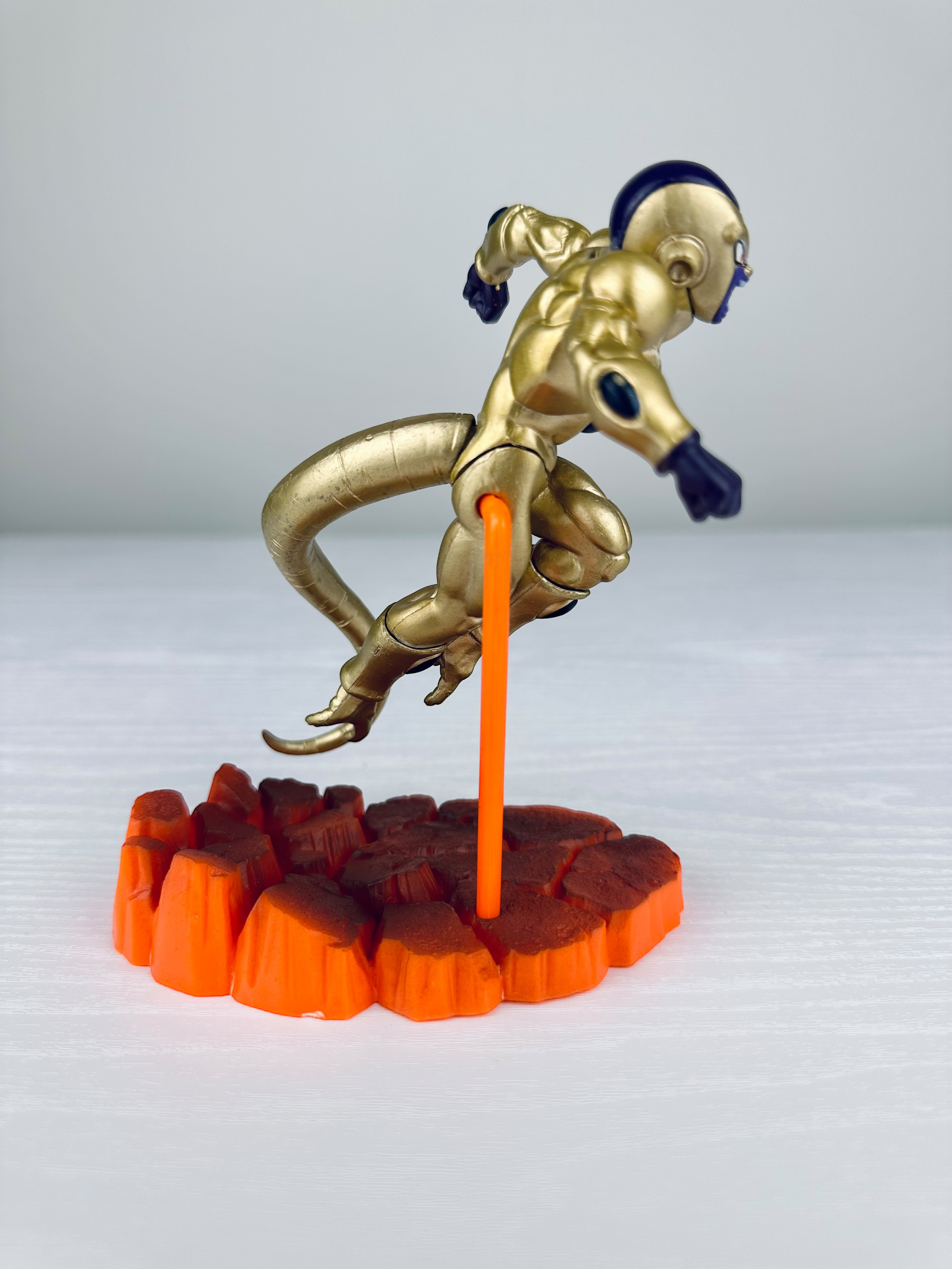 Figura Dragon Ball - Golden Frieza - 17 cm