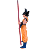 Figura Dragon Ball - Son Goku com Bastão Mágico - 21 cm - Lateral