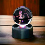 Pokébola de Cristal Mewtwo com Base LED - Capsule.pt